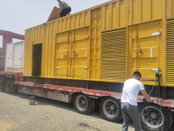 桥头镇发电机出租100KW发电机需要什么规格的电缆线？