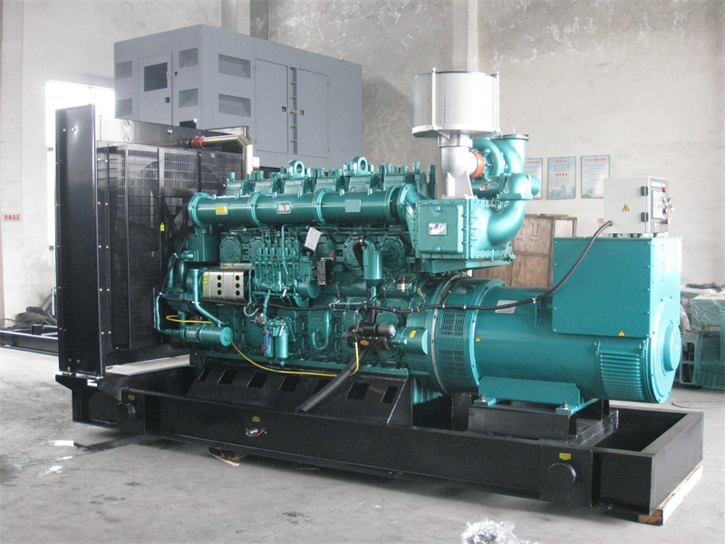 桥头镇200KW 柴油发电机的油耗是多少？
